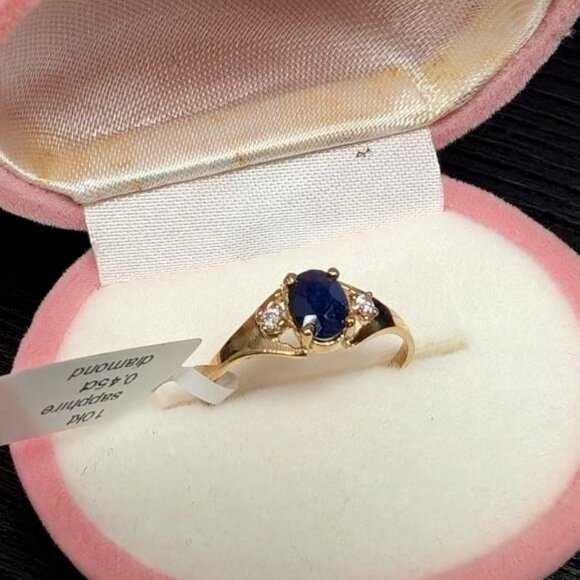 10K Yellow Gold 1.38G Blue Sapphire 0.45Ct And Moissanite 0.05Ct Ring - Picture 1 of 4